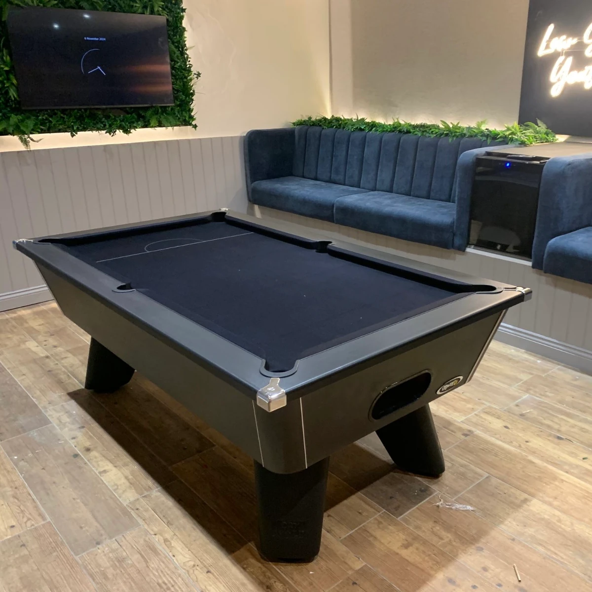 Black Wolf Tournament Edition Slate Bed Pool Table - Home Pool Tables Direct - blackwolf